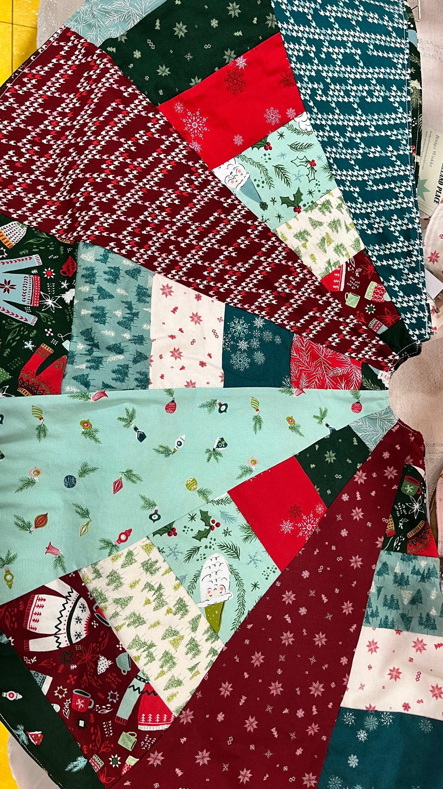 Cozy Wonderland Quilted Tree Skirt