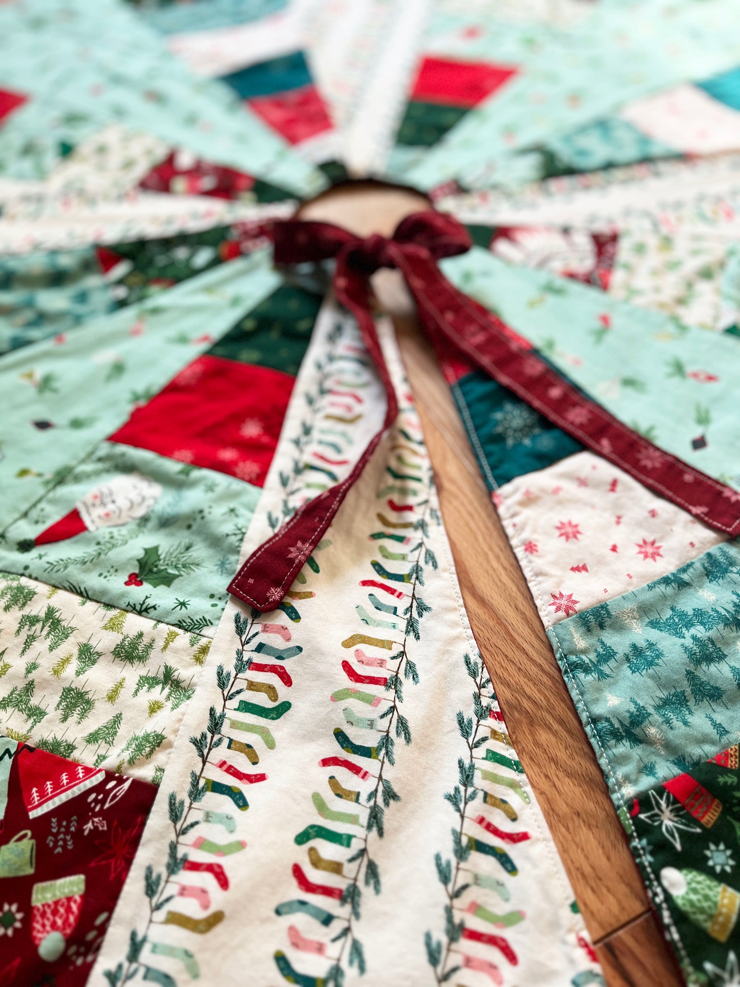 Cozy Wonderland Quilted Tree Skirt