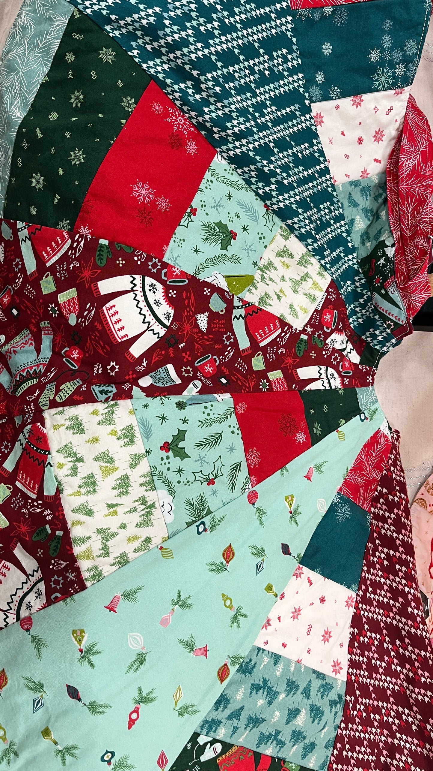 Cozy Wonderland Quilted Tree Skirt