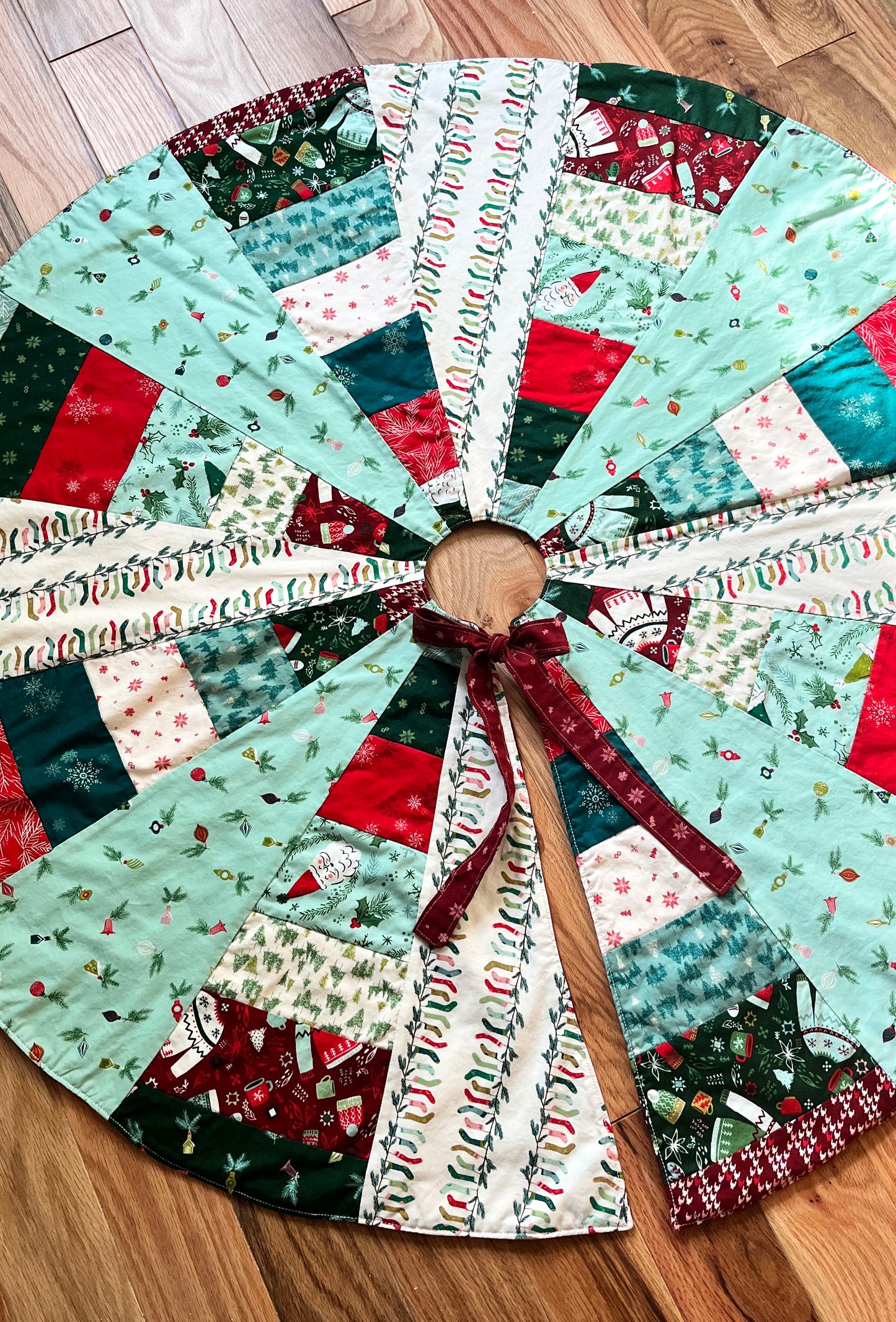 Cozy Wonderland Quilted Tree Skirt